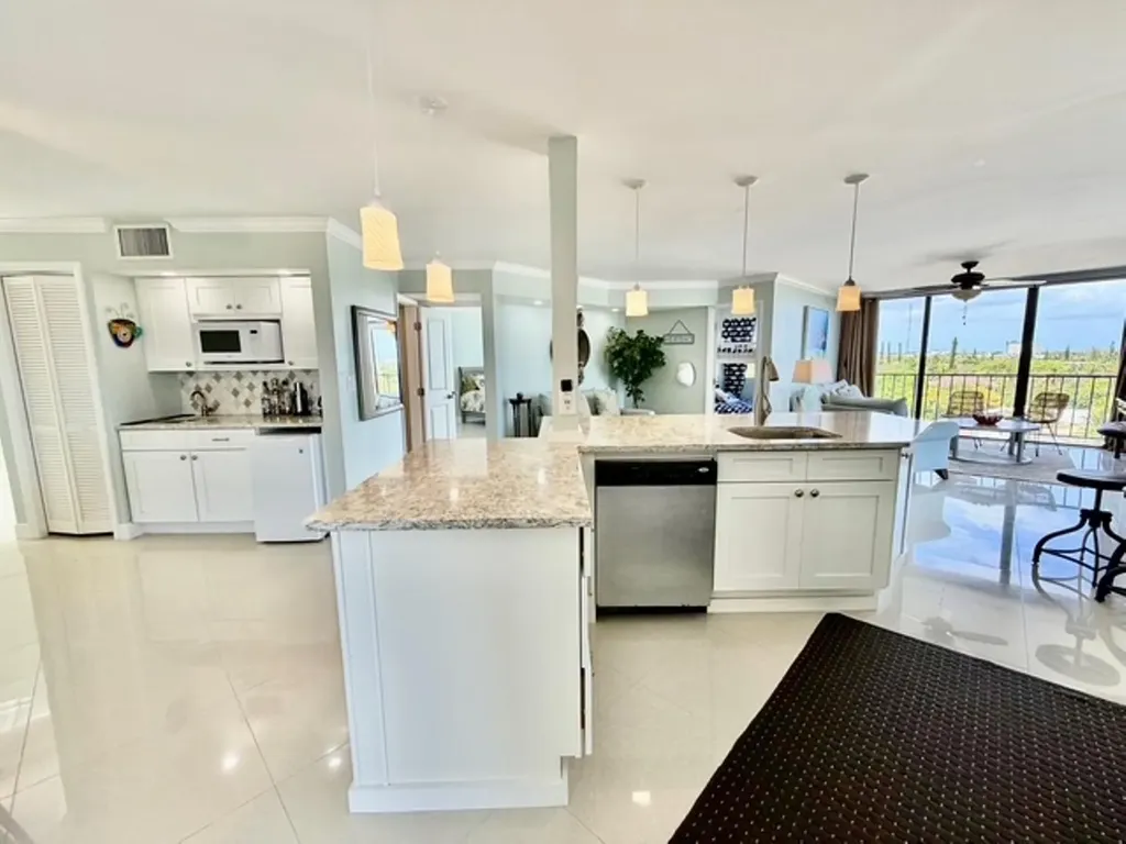 Coral Beach, Penthouse Grand Bahama Freeport BS