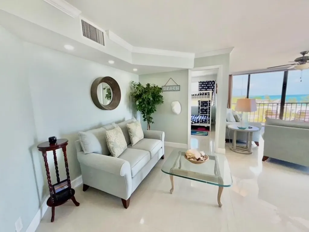 Coral Beach, Penthouse Grand Bahama Freeport BS