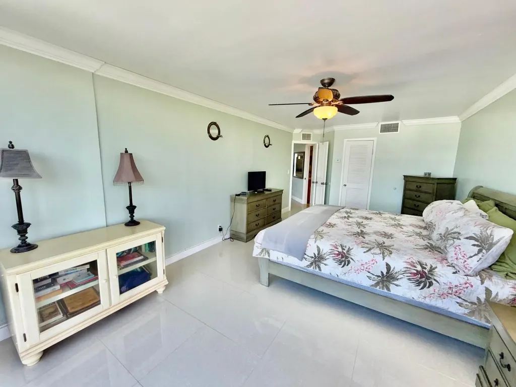 Coral Beach, Penthouse Grand Bahama Freeport BS