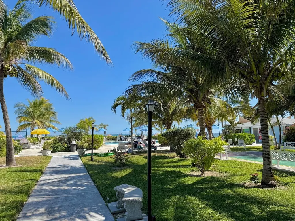 Coral Beach, Penthouse Grand Bahama Freeport BS