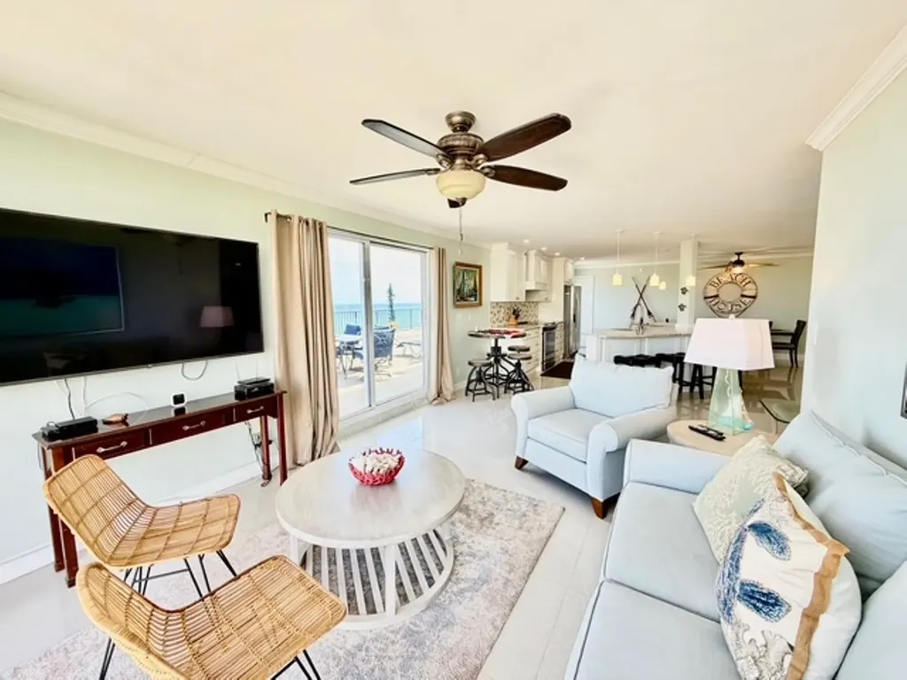 Coral Beach, Penthouse Grand Bahama Freeport BS
