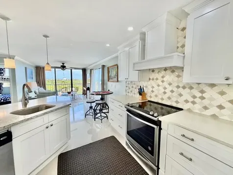 Coral Beach, Penthouse Grand Bahama Freeport BS