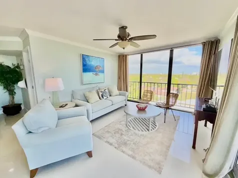 Coral Beach, Penthouse Grand Bahama Freeport BS