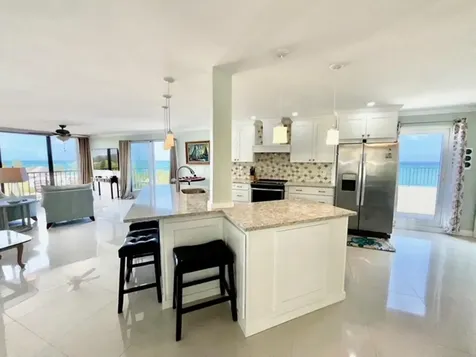 Coral Beach, Penthouse Grand Bahama Freeport BS