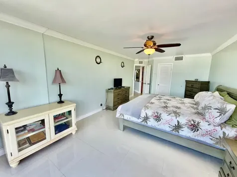 Coral Beach, Penthouse Grand Bahama Freeport BS