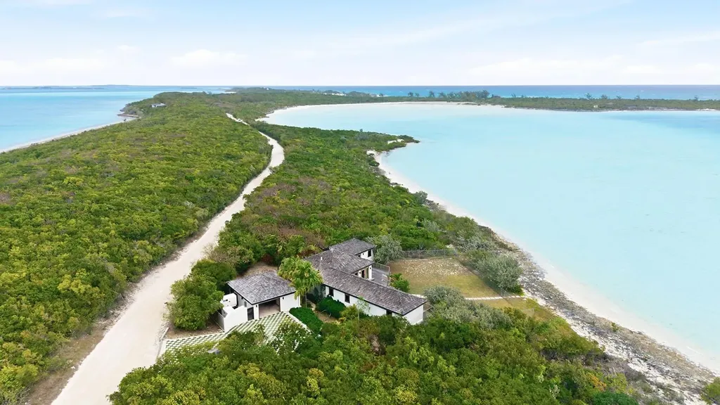 Norman's Cay Residence Exuma BS