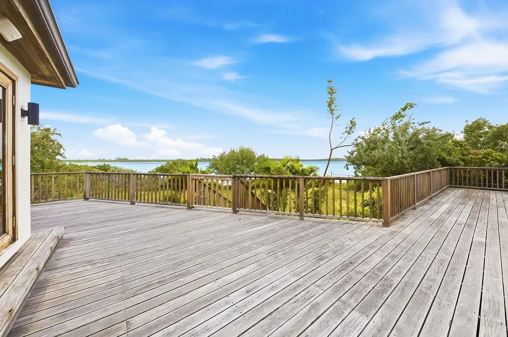 Norman's Cay Residence Exuma BS