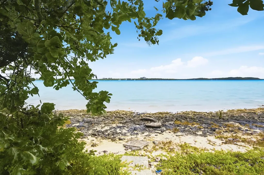 Norman's Cay Residence Exuma BS