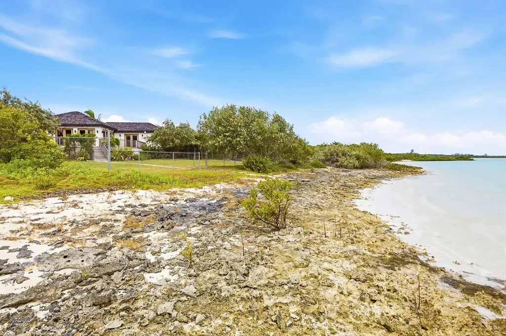 Norman's Cay Residence Exuma BS