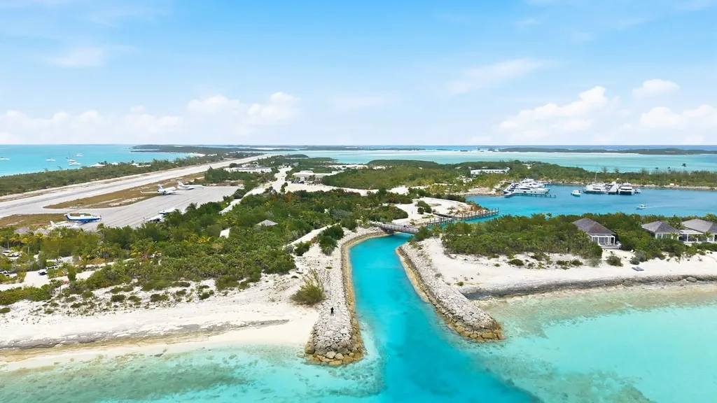 Norman's Cay Residence Exuma BS