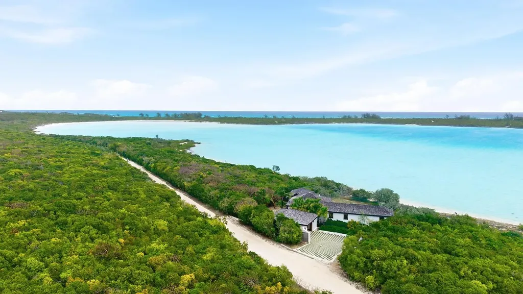 Norman's Cay Residence Exuma BS