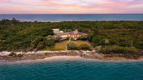 Norman's Cay Residence Exuma BS