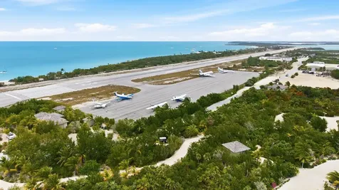 Norman's Cay Residence Exuma BS