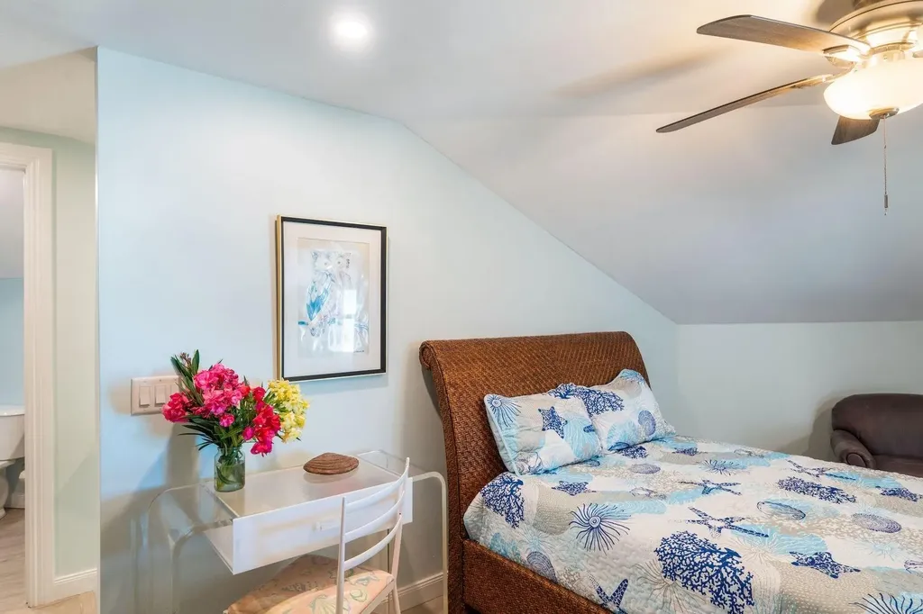 Royal Poinciana 2611 Abaco BS