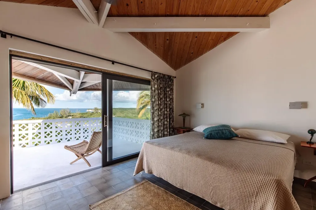 Artist Colony Eleuthera BS