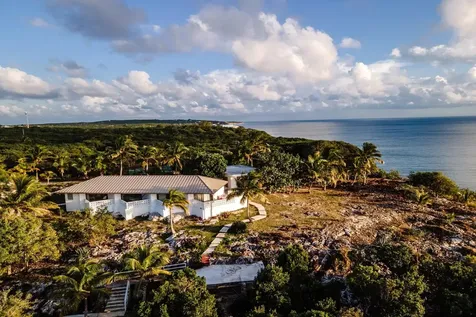 Artist Colony Eleuthera BS