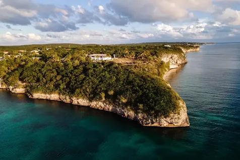 Artist Colony Eleuthera BS