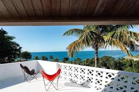 Artist Colony Eleuthera BS