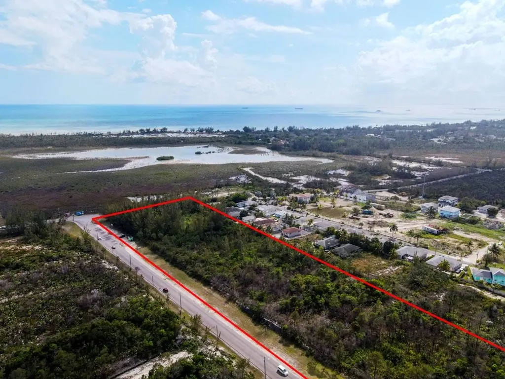 Frank Watson Boulevard New Providence Paradise Island BS