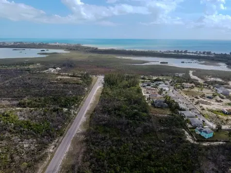 Frank Watson Boulevard New Providence Paradise Island BS