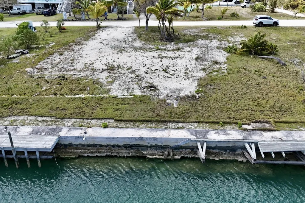Leisure Lee Abaco BS