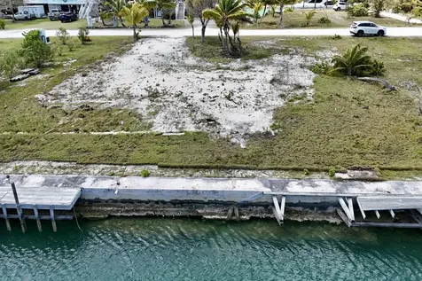 Leisure Lee Abaco BS