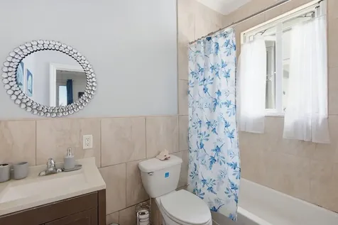 305 Marlin Road New Providence Paradise Island BS