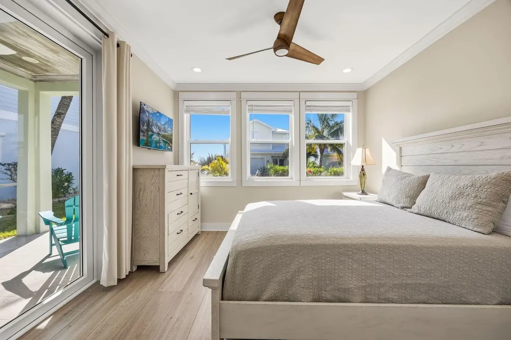 Palm Bay 8 Abaco BS