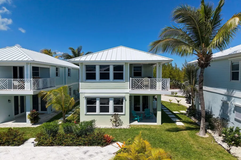 Palm Bay 8 Abaco BS
