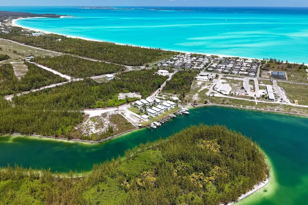 Palm Bay 8 Abaco BS