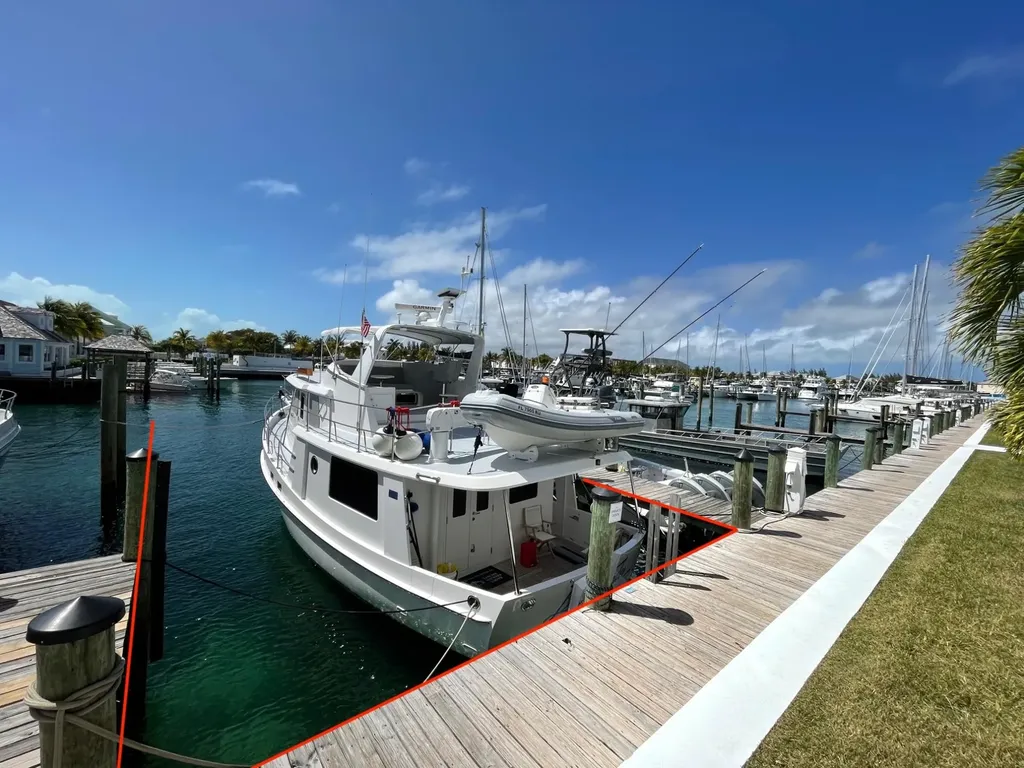 Palm Cay Marina 76/77 New Providence Paradise Island BS
