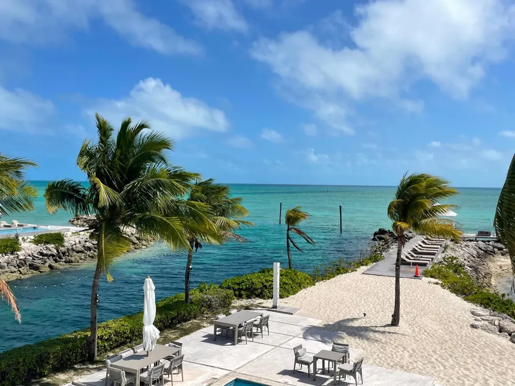 Palm Cay Marina 76/77 New Providence Paradise Island BS