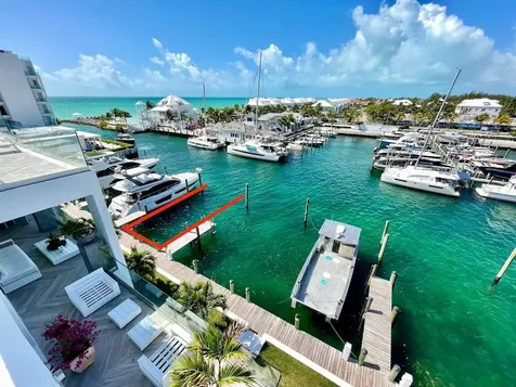 Palm Cay Marina 76/77 New Providence Paradise Island BS
