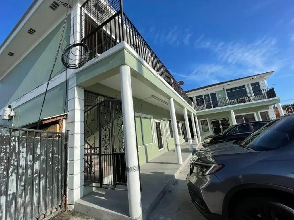 East Street New Providence Paradise Island BS