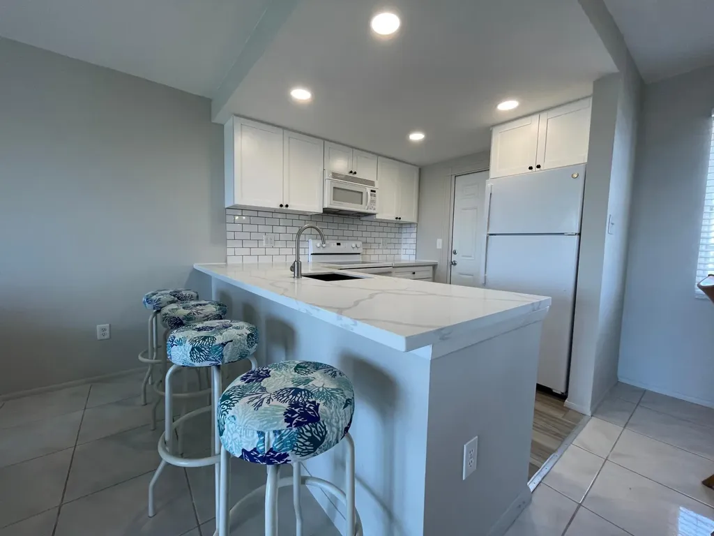 Harbour House Condominium 812 Grand Bahama Freeport BS