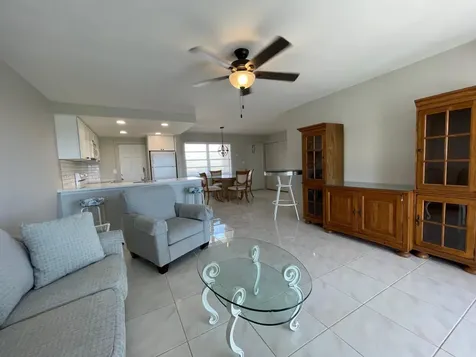 Harbour House Condominium 812 Grand Bahama Freeport BS