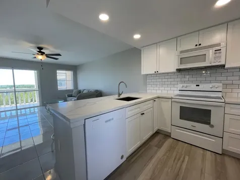 Harbour House Condominium 812 Grand Bahama Freeport BS