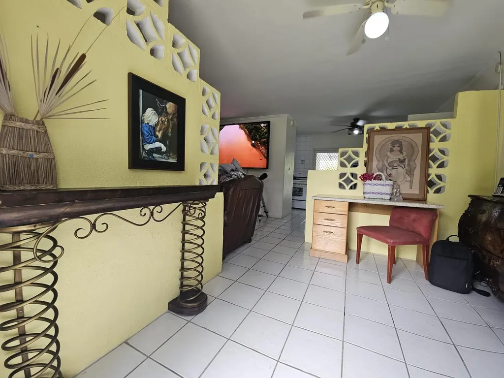 Victor Road 30 New Providence Paradise Island BS