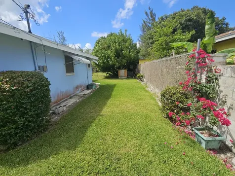Victor Road 30 New Providence Paradise Island BS
