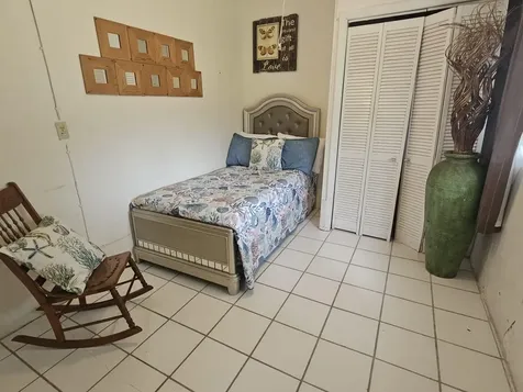 Victor Road 30 New Providence Paradise Island BS