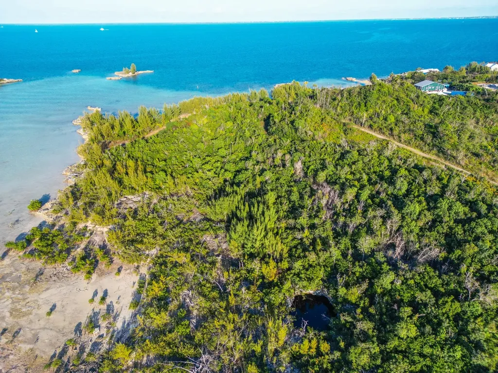 Great Cistern Acreage Abaco BS