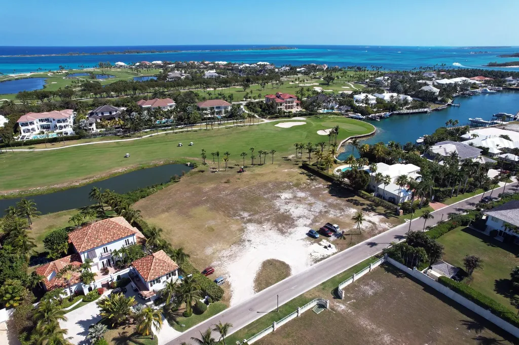 Harbour's Way New Providence Paradise Island BS