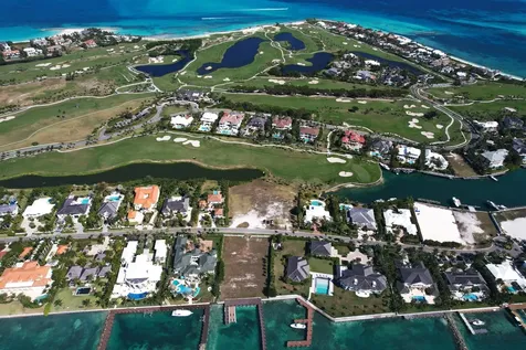 Harbour's Way New Providence Paradise Island BS