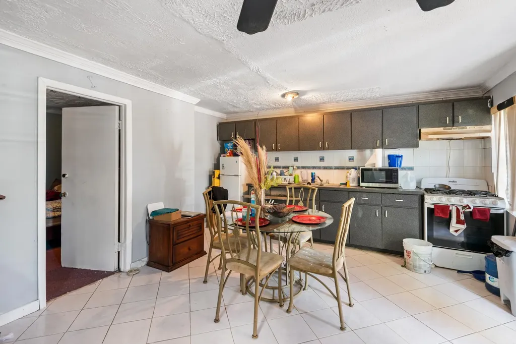 Boatswain Hill Triplex New Providence Paradise Island BS