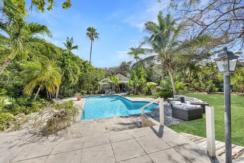 Bernard Road New Providence Paradise Island BS