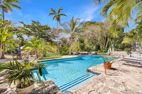 Bernard Road New Providence Paradise Island BS