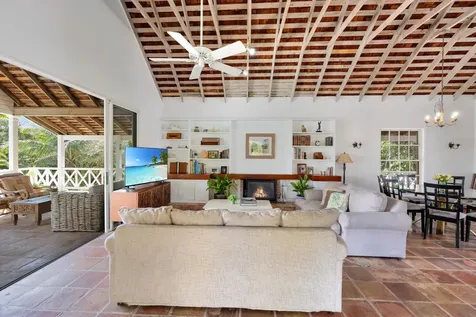 Bernard Road New Providence Paradise Island BS