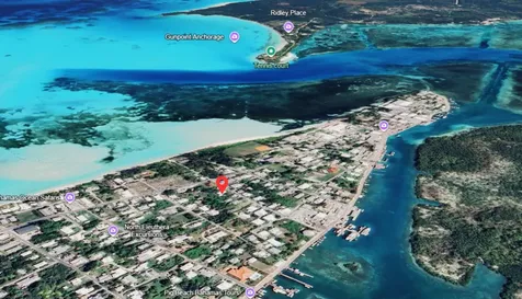 10th Street 3rd Lot S Eleuthera BS