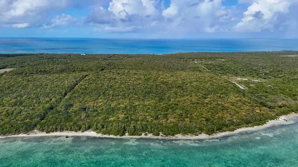 Sea To Sea Acreage Eleuthera BS
