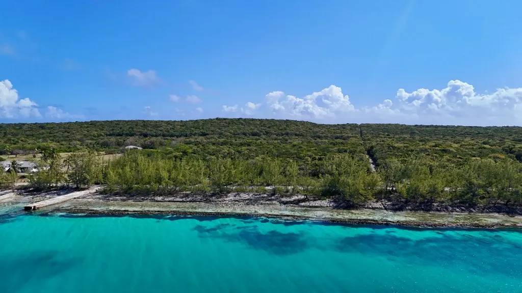 Sea To Sea Acreage Eleuthera BS